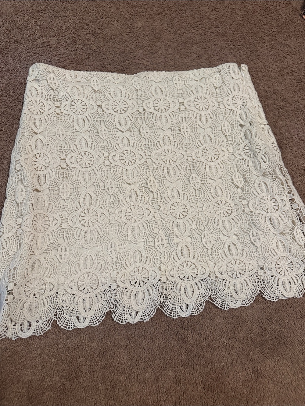 Forever 21 Cream Crochet Floral Mini Skirt
